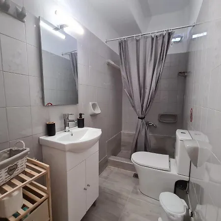 In The Heart Of The 5β Apartament