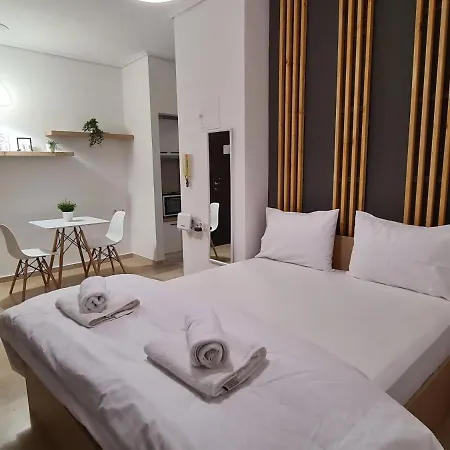 Apartament In The Heart Of The 5β Larissa